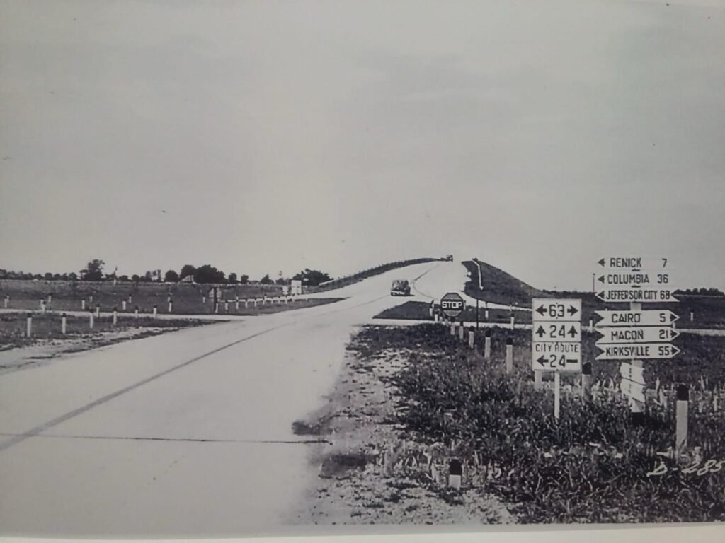 Moberly, MO &#8211; Highway 63 and 24 Circa 1945 Photo