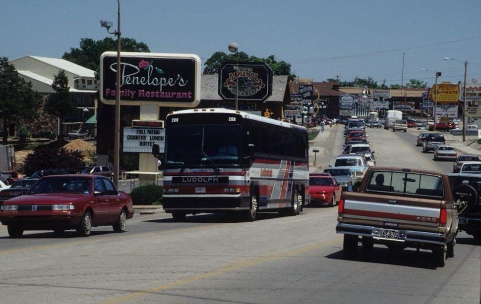 What the Branson 76 Strip Looked Like in 1994