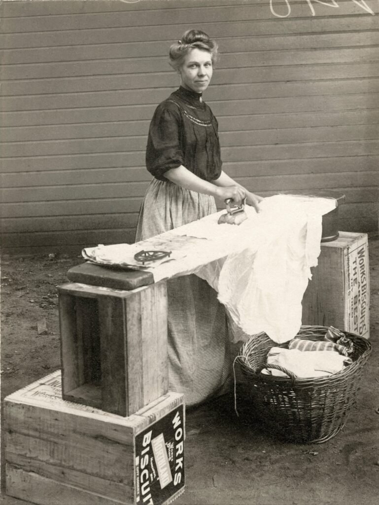 The Brutal Truth About Laundry in the Early 1900s